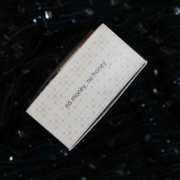 OVERSHADOW HIGH SHIMMER MINERAL EYESHADOW Net wt 0.02 oz / 0.57 g - Picture 5 of 9